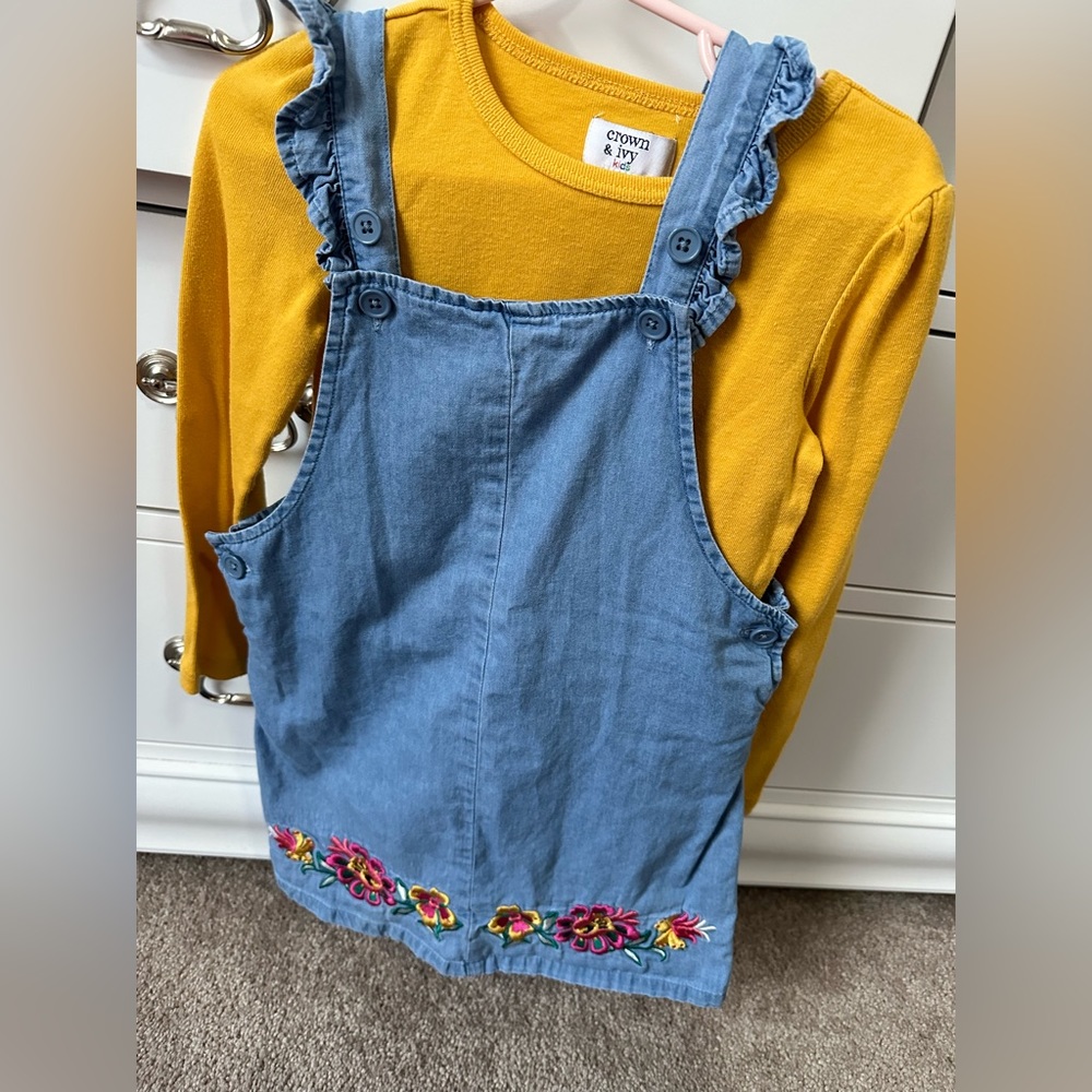 Crown and Ivy dress for toddler size 4